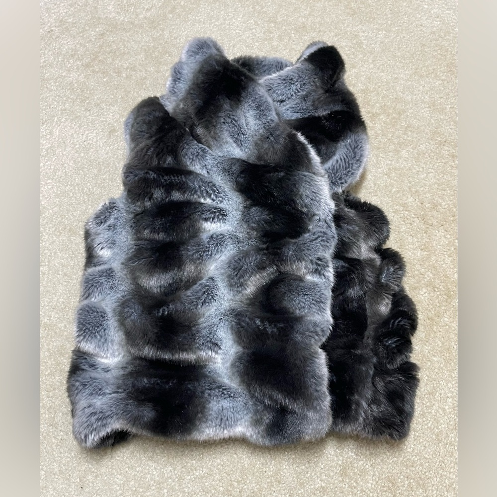 Omamimimi Girl’s Faux Fur Vest - Size: 5 - Made in the USA